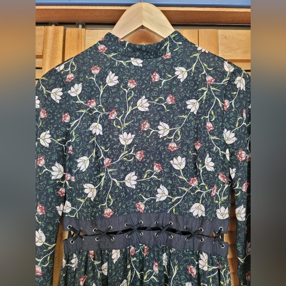 Topshop, Woodland Floral Lattice Waist Dress, Green/Black, Size 4 - Picture 4 of 11